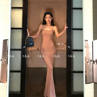 Skk纯欲性感吊带露背连衣裙女夏辣妹Skims修身时尚包臀裙长款裙子