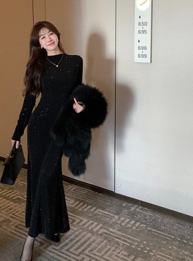 【微光萤火】冬季设计感烫钻连衣裙高级感半高领鱼尾长裙80390