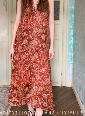 印花高级感挂脖显瘦连衣裙女原创设计新款长裙