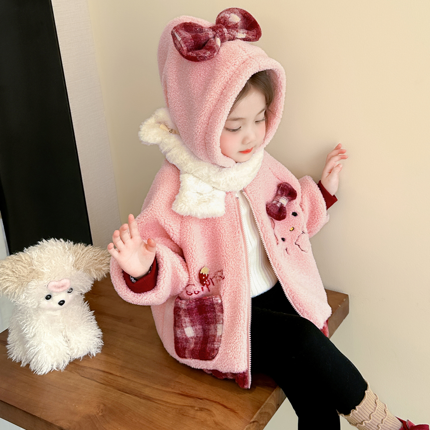 女童加绒外套秋冬款儿童连帽加厚毛毛衣女宝宝韩系可爱羊羔毛上衣