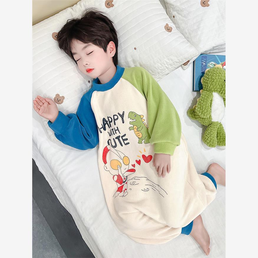 秋冬男孩睡衣小加厚奥地