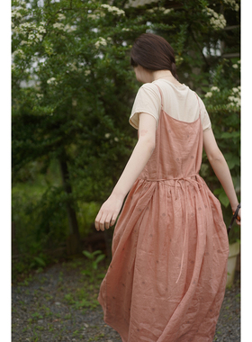 AULDCAT2024SS 定制面料 100苎麻小圆点刺绣光泽感吊带连衣裙四色