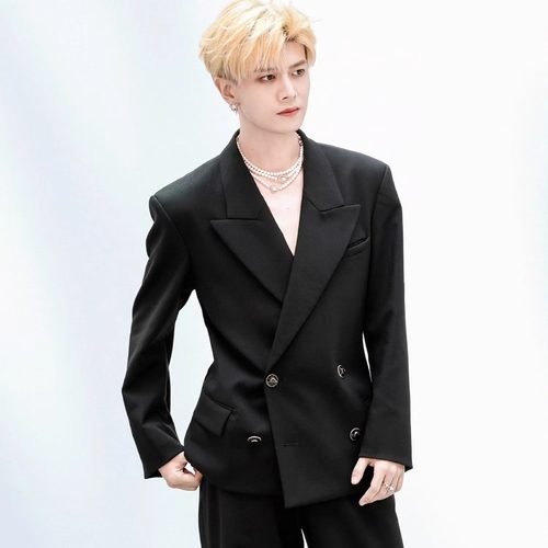 任嘉伦同款黑色休闲西服垫肩西装