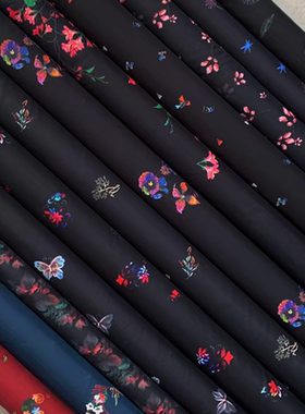 羽绒服印花面料高档2024新款T400数码印花柔软防水棉服制衣花布料