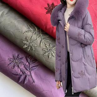 羽绒服绣花布料高档防水刺绣面料秋冬新款单层红色底绣花制衣布料