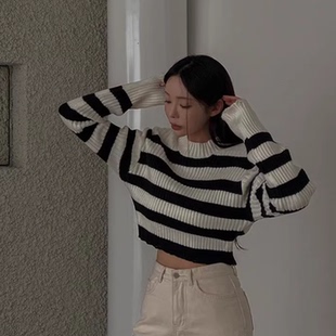 现货韩国东大门女装春秋冬韩范纯欲短款条纹撕边套头针织毛衣潮