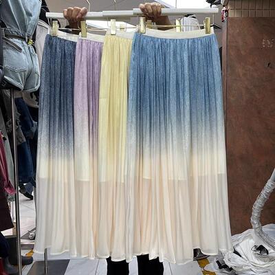 2025春款时尚亮丝渐变百褶半身裙