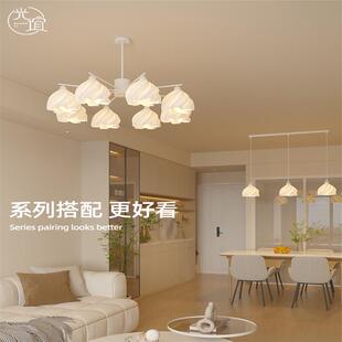 法式 臥室餐廳燈具組合套餐高級感大氣大廳主燈 奶油客廳吊燈新款