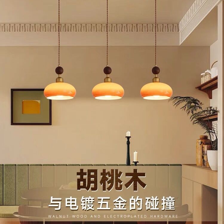 法式中古餐厅吊灯胡桃实木侘寂风创意美式复古设计师吧台床头吊灯