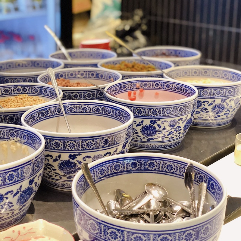 2025新款火锅冰粉糖水小料碗密胺青花瓷汤面碗生榨米粉碗特色大碗