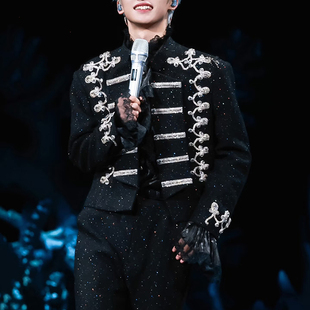 ROKKIHU 梓渝同款黑色短款夹克外套刺绣宫廷风复古巴洛克表演服