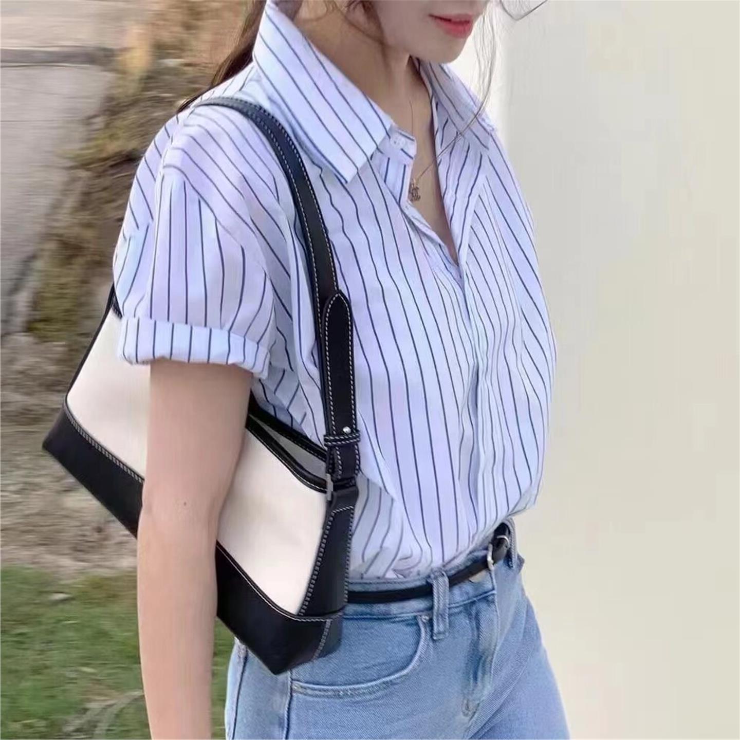 春夏季新款条纹短袖衬衫2025年新设计感小众简约休闲单排扣上衣潮