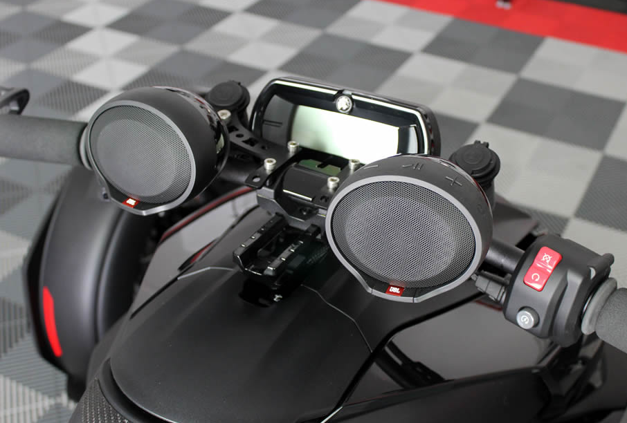 can-am ryker 庞巴迪倒三轮摩托车蝎子改装jbl音响音箱进口