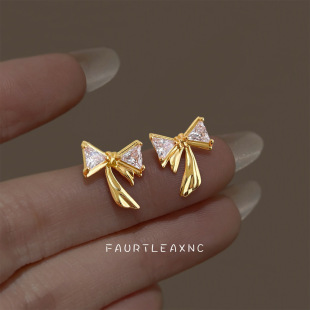 明天见ohh时尚 耳饰耳钉女饰品 感锆石蝴蝶结简约通勤原创新款
