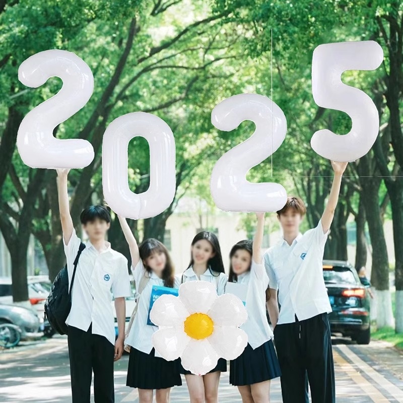 2025毕业典礼拍照道具