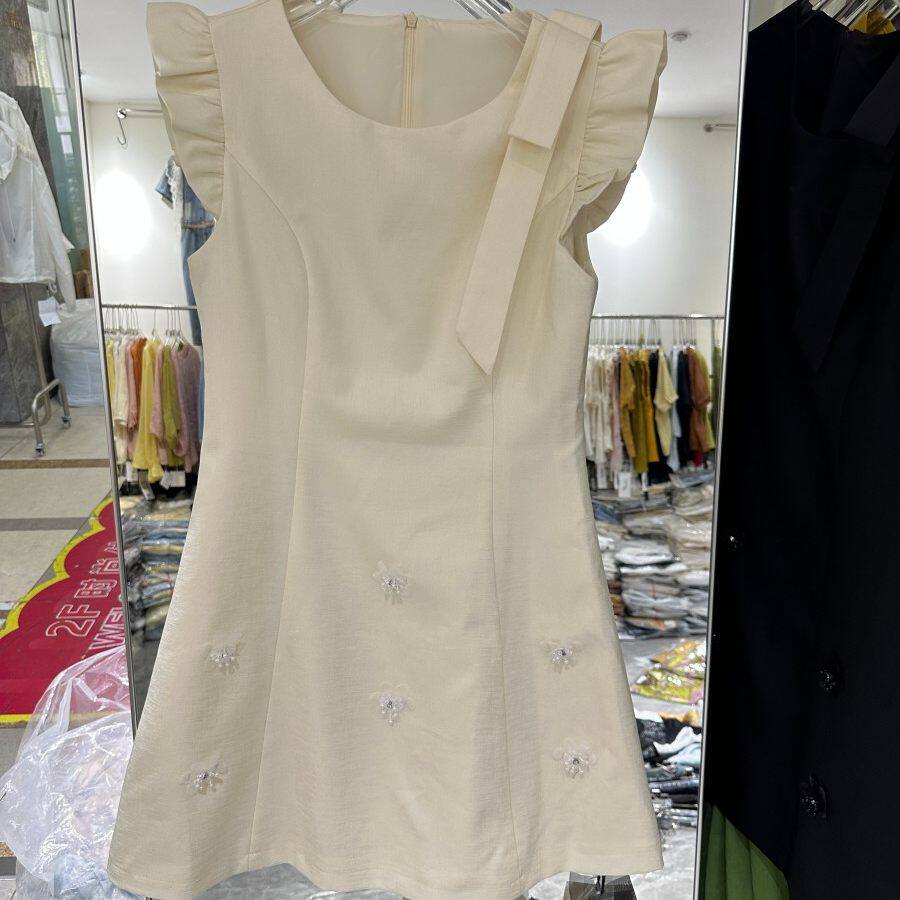 芊辰致美26622H 小艺欧货女装2026夏季甜美风圆领收腰显瘦连衣裙
