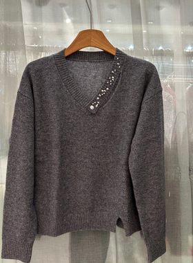 小艺欧货女装2025冬季时尚V领重工钉珠百搭显瘦减龄针织衫63263H