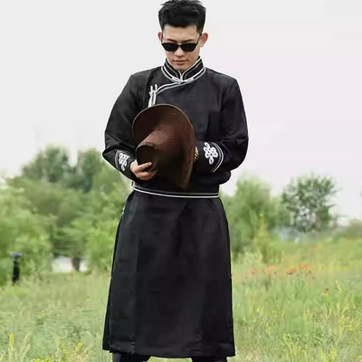 演出长款黑色男士日常生活装