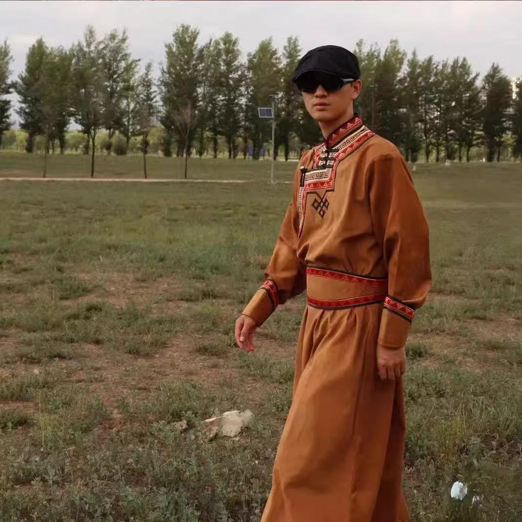 蒙古袍鹿皮绒长袍蒙古族男演出服日常生活装新款旅游景拍照男