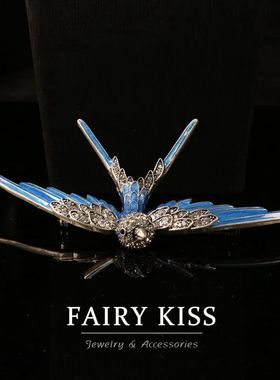 精致活泼手工珐琅蓝色小燕子胸针百搭时尚优雅高级感个性设计饰品