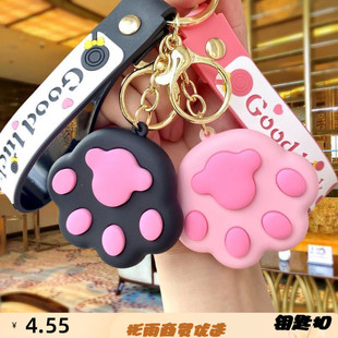 猫咪爪子扣女生包包可爱挂件娃娃机公仔汽车卡通钥匙链小礼品MZ
