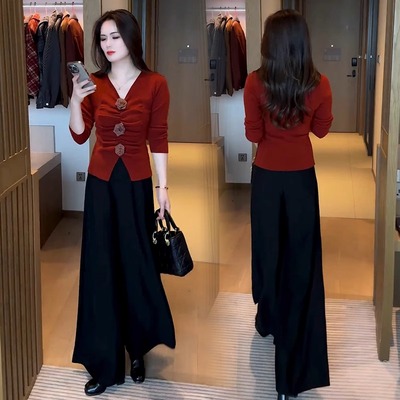 立体花朵打底衫显瘦阔腿裤两件套