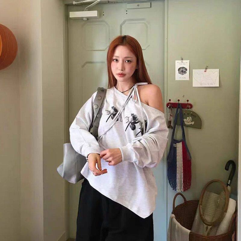 韩风  25新款 斜肩不规则下摆系带花朵印花长袖T恤