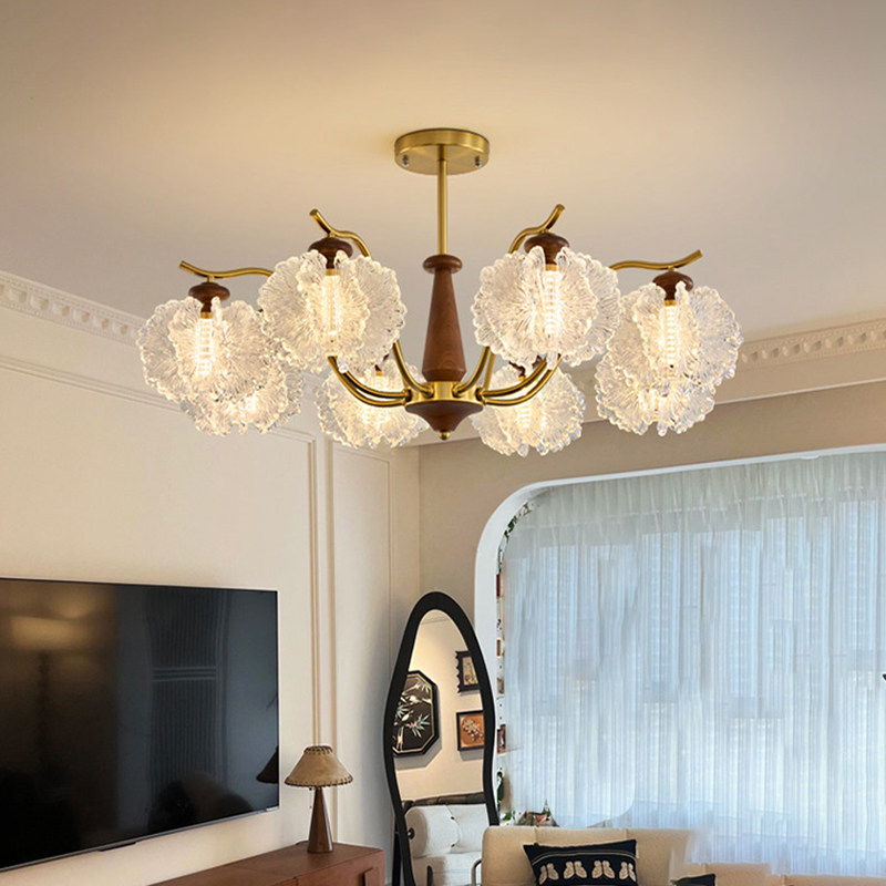 客厅吊灯2026新款中古风大厅主灯法式高级感复古浪漫卧室中山灯具