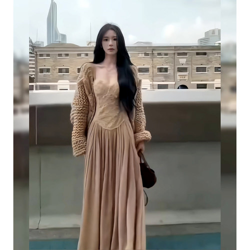 法式轻熟高知一整套穿搭毛衣外套春秋季绝美蕾丝吊带连衣裙两件套