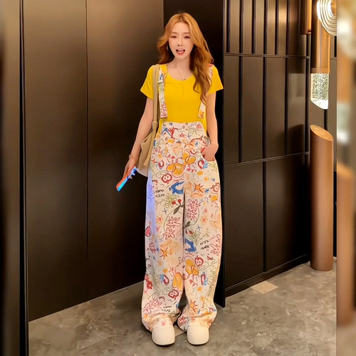 俏皮少女感美式涂鸦牛仔连体裤女阔腿初夏新款流行炸街阔腿背带裤