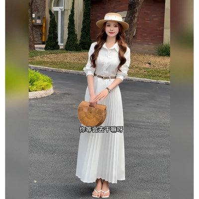 2026年春夏新款白色百褶连衣裙女法式优雅温柔风韩版收腰显瘦长裙