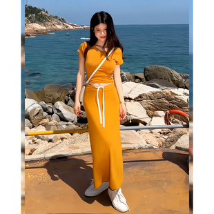 时尚洋气俏皮少女感减龄短袖上衣+包臀修身半身裙小个子两件套女