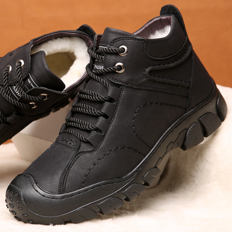 户外登山保暖羊毛男士棉鞋高帮男靴加绒皮鞋46防滑防寒防寒抗冻