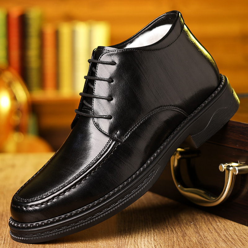 2025夏季皮鞋男休闲镂空透气软底圆头男士商务正装凉鞋男