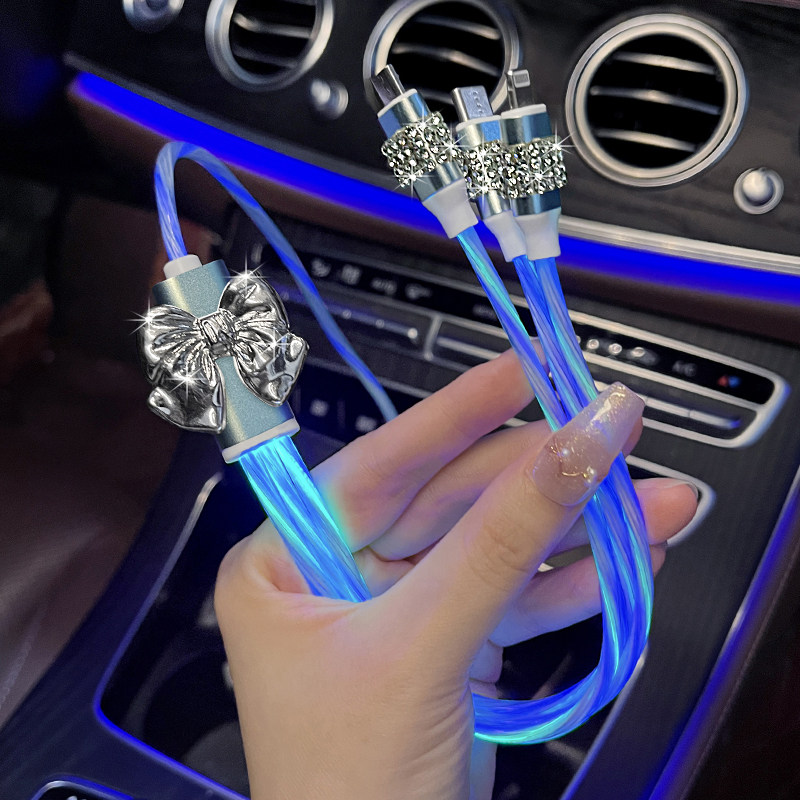 车载充电器超级快充车用一拖三