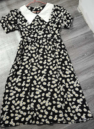 谢氏服饰网红2店 XSFSWH2D8889