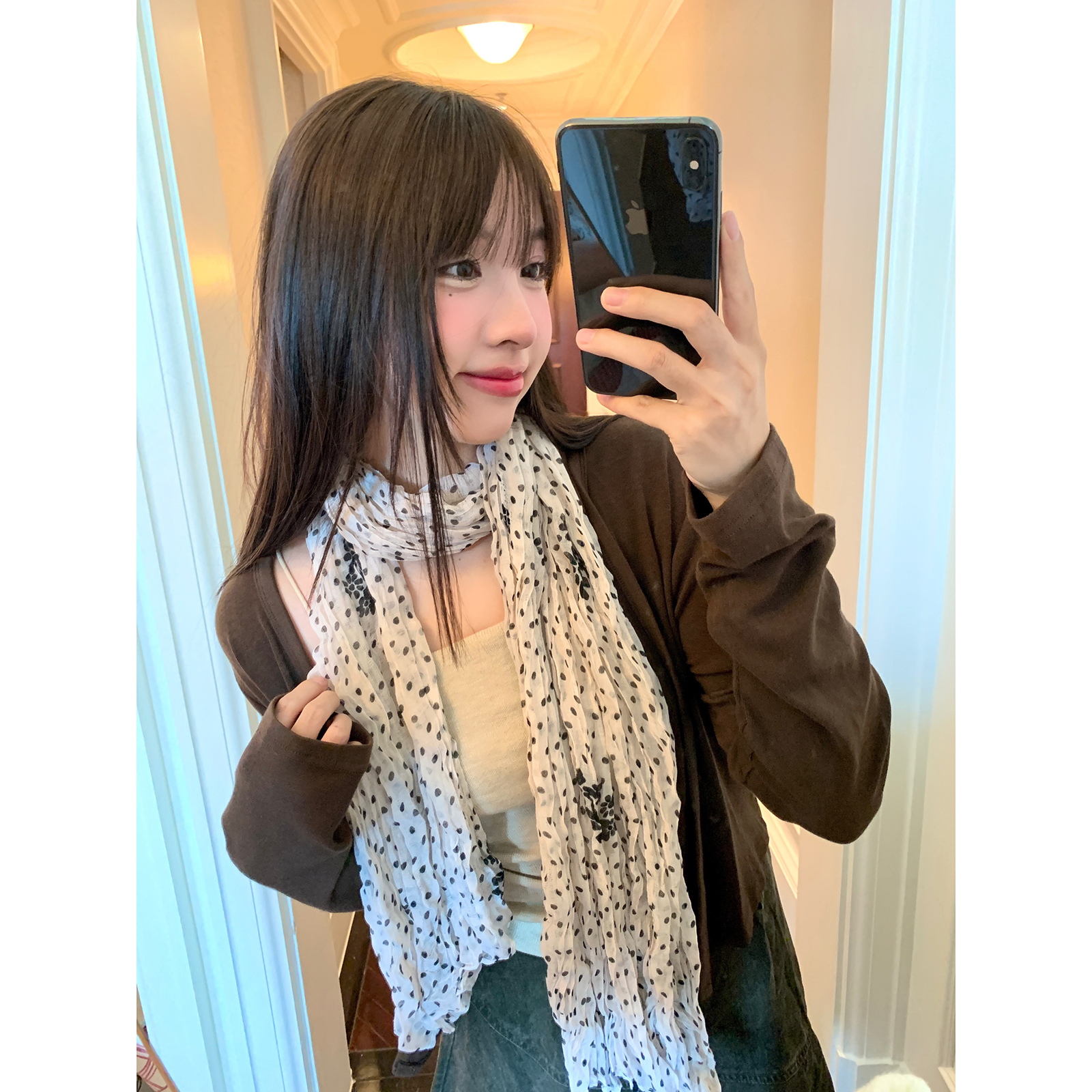 馨帮帮 多功能护颈披肩撞色薄款围巾复古百搭长条褶皱波点丝巾女