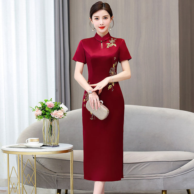 中式复古刺绣旗袍喜妈妈婚宴礼服喜婆婆连衣裙酒红色时尚年轻