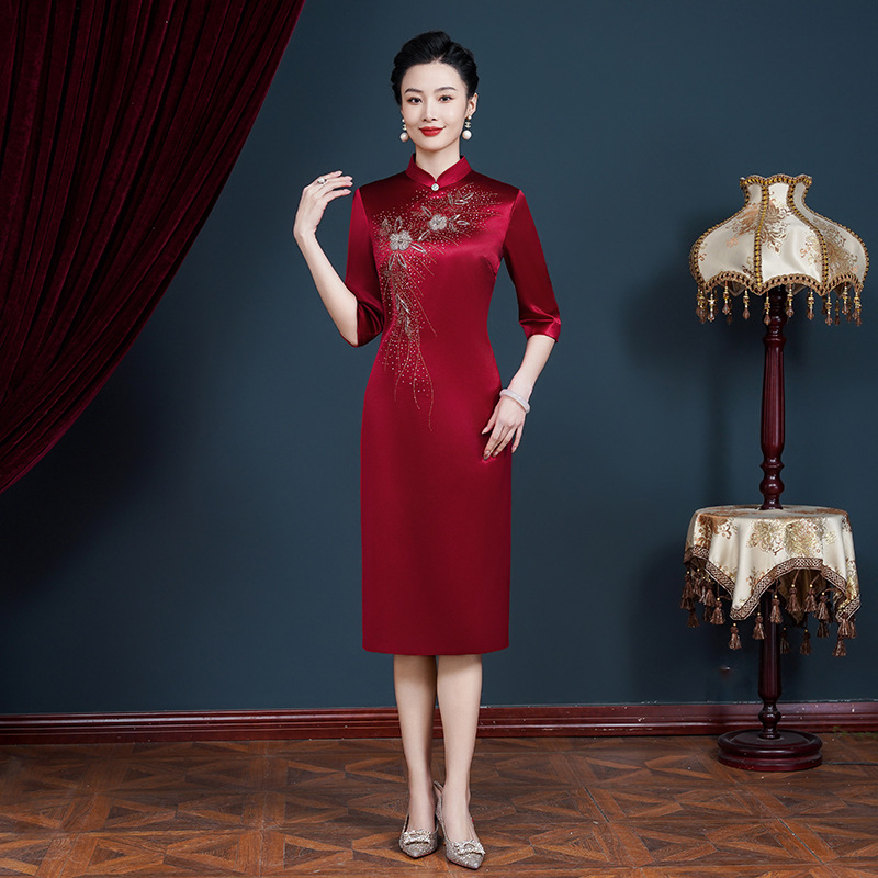 妈妈装结婚宴礼服年轻喜婆婆婚宴装旗袍裙丈母娘连衣裙春秋款