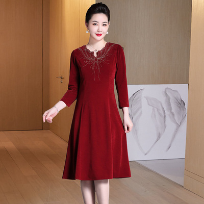 2022春季新款婚礼妈妈装结婚礼服喜婆婆婚宴装妈妈时尚连衣裙
