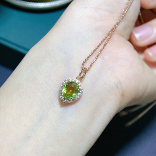 S925银镶嵌天然碧玺吊坠项链女时尚个性心形果绿色宝石首饰