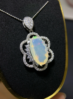 925银镶嵌天然欧泊吊坠女款澳白项链锁骨链时尚简约饰品礼物