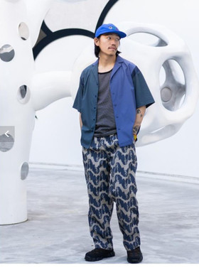 宽松阔腿版型耐磨涂鸦长裤中性