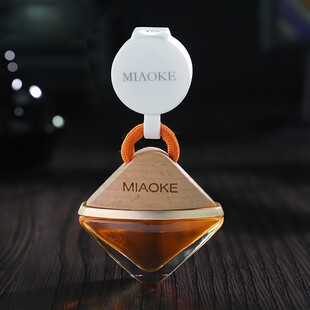 新款车载香水容器车用易拉扣后视镜吊坠自加装挥发空瓶香薰精油用