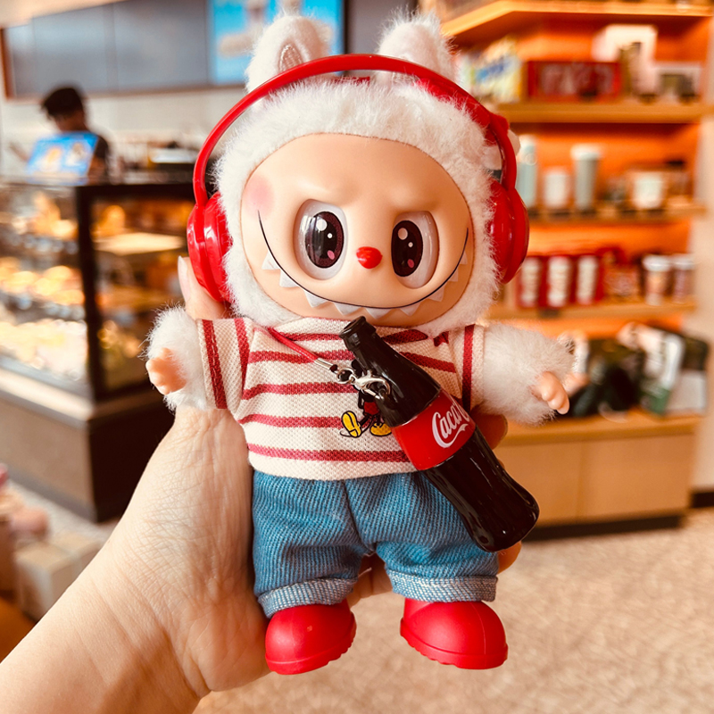 拉布布娃衣labubu可口可乐娃衣配件三代可乐快乐因子搪胶公仔挂件