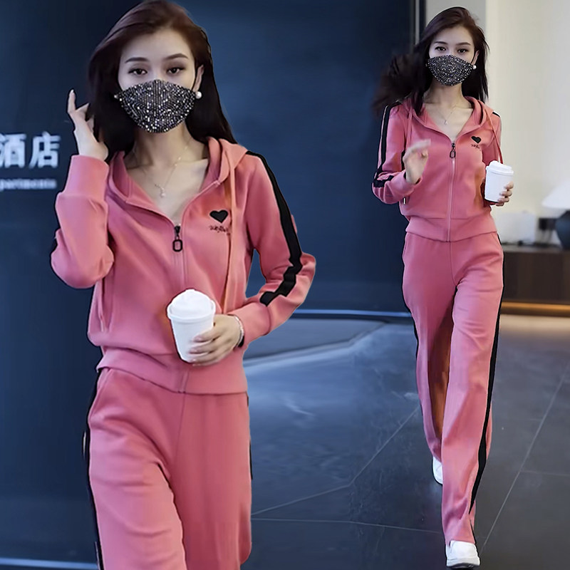 벨벳 두꺼운 운동복 캐주얼 정장 여성 운동복 2024 가을 겨울 새로운 넓은 다리 바지 패션 투피스 세트