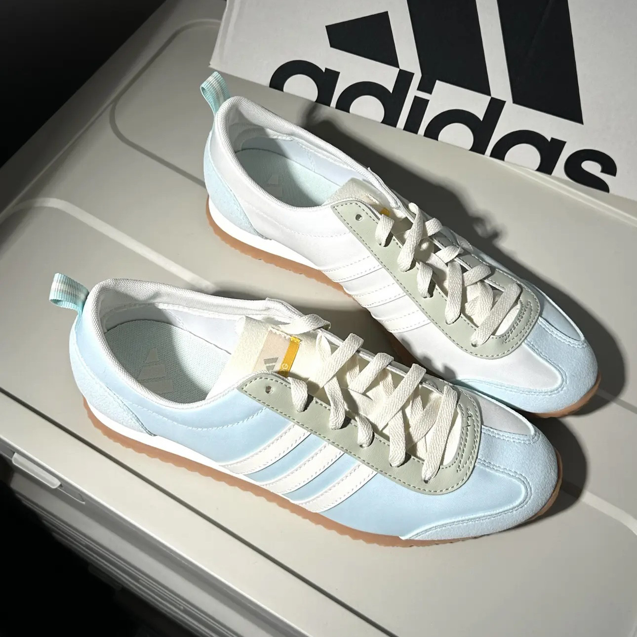 adidas冰淇凌系列休闲鞋