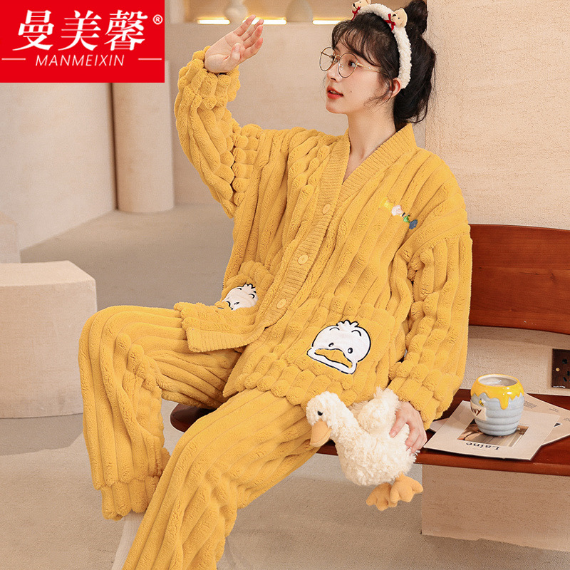 睡衣女秋冬珊瑚绒大码加厚法兰绒