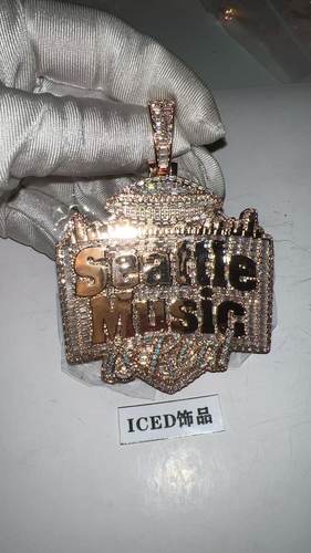 ICED饰品私人定制嘻哈字母汉堡银莫桑玫瑰金吊坠