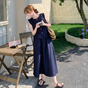 深蓝色通勤风淡人套装裙女2025夏季肩袖捏褶设计上衣半身裙两件套图片